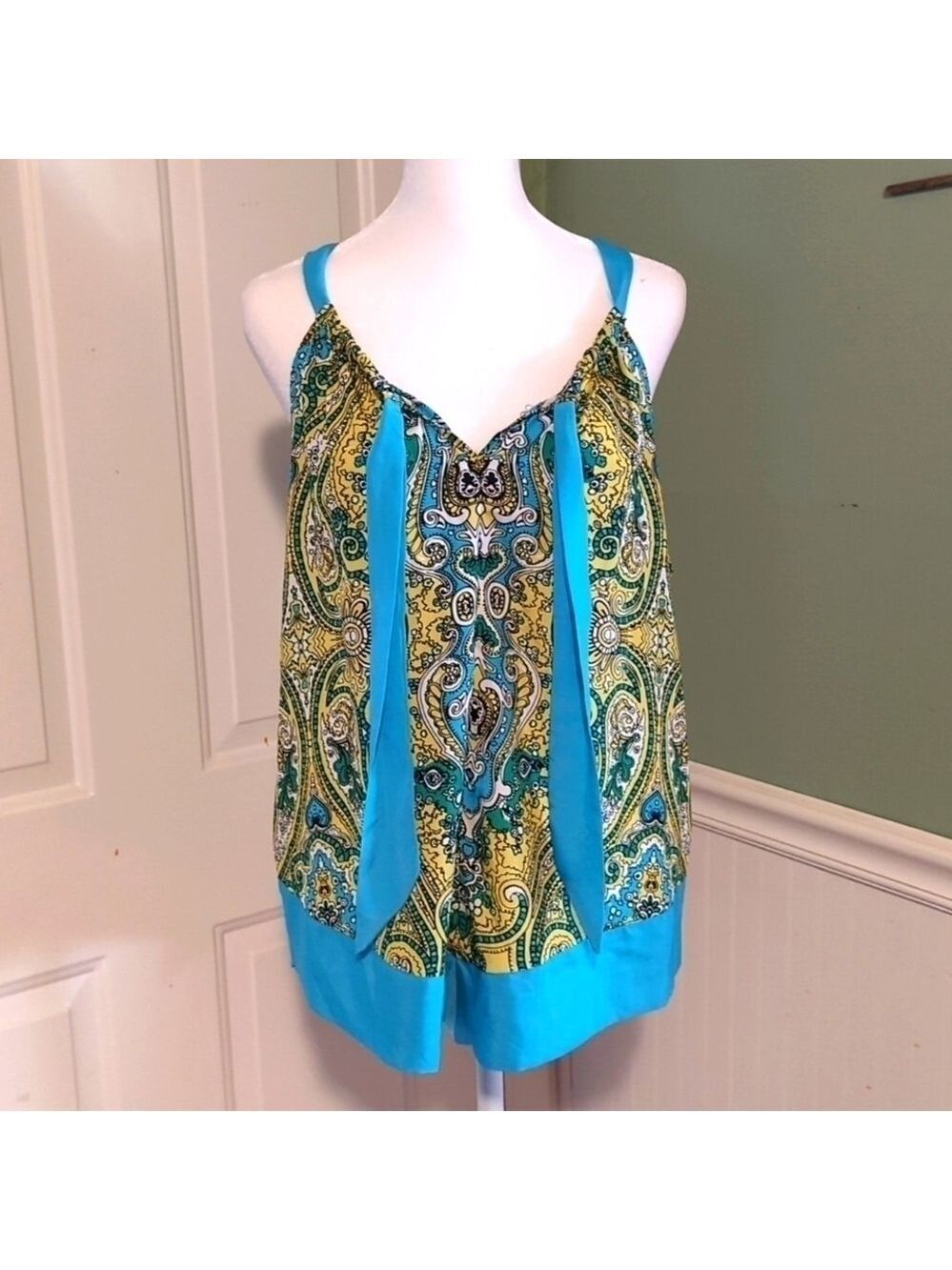 New York & Company Large Paisley Shell Tank Top